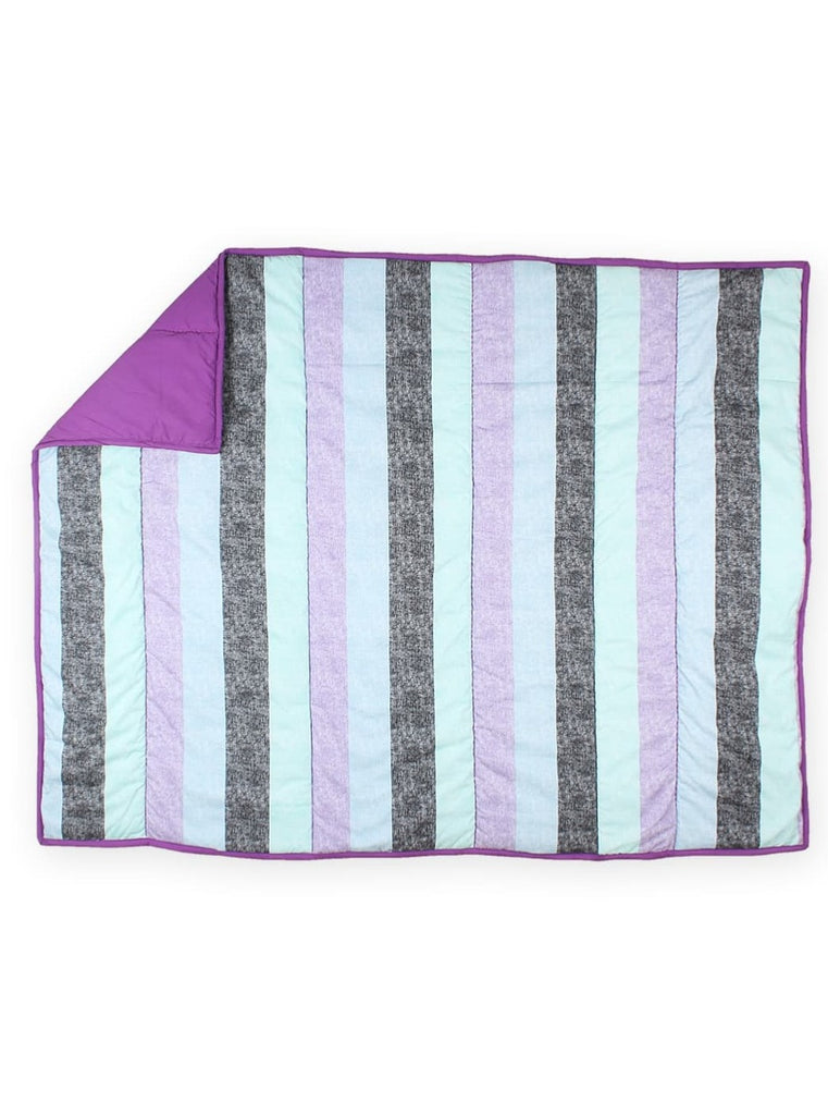 The Cute Stripes Pure Cotton Quilt