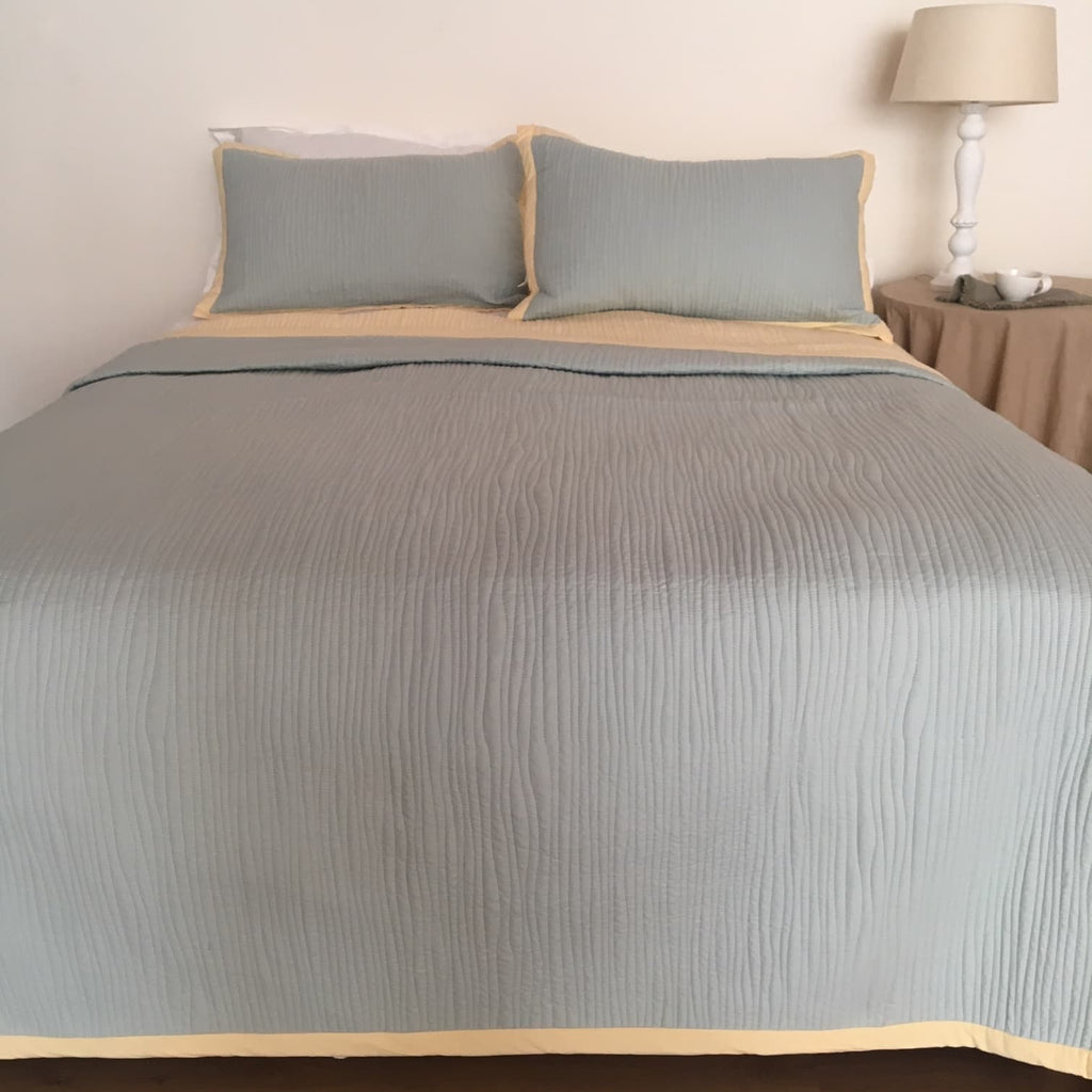 Lines Wavy Reversible - Ice Blue / Buttercup Yellow