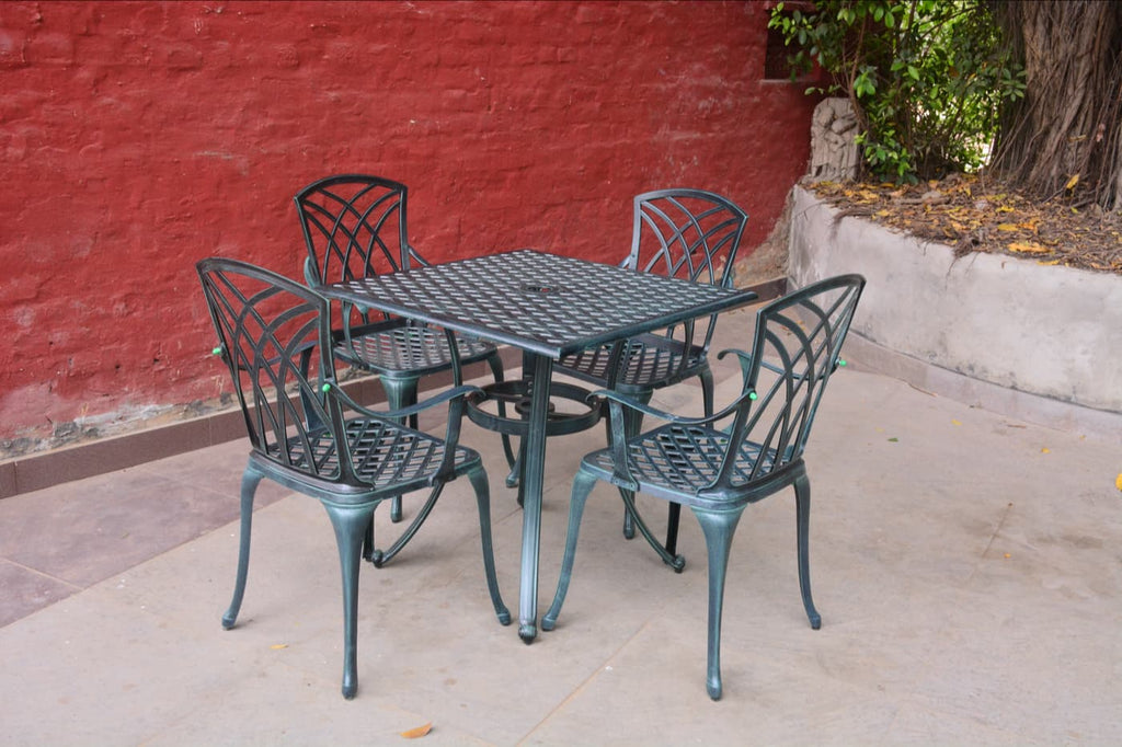 Ragner Dining Chair Set