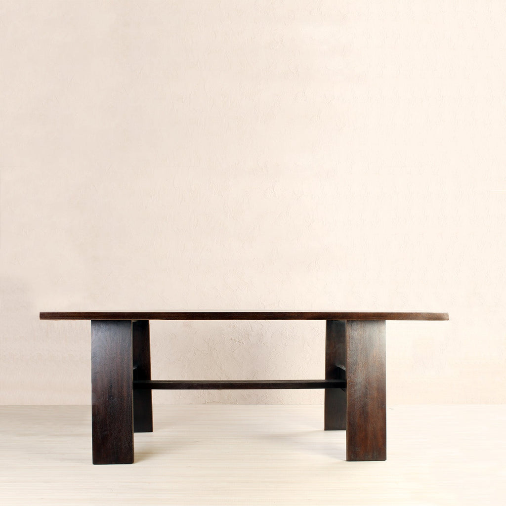 Hilden Dining Table