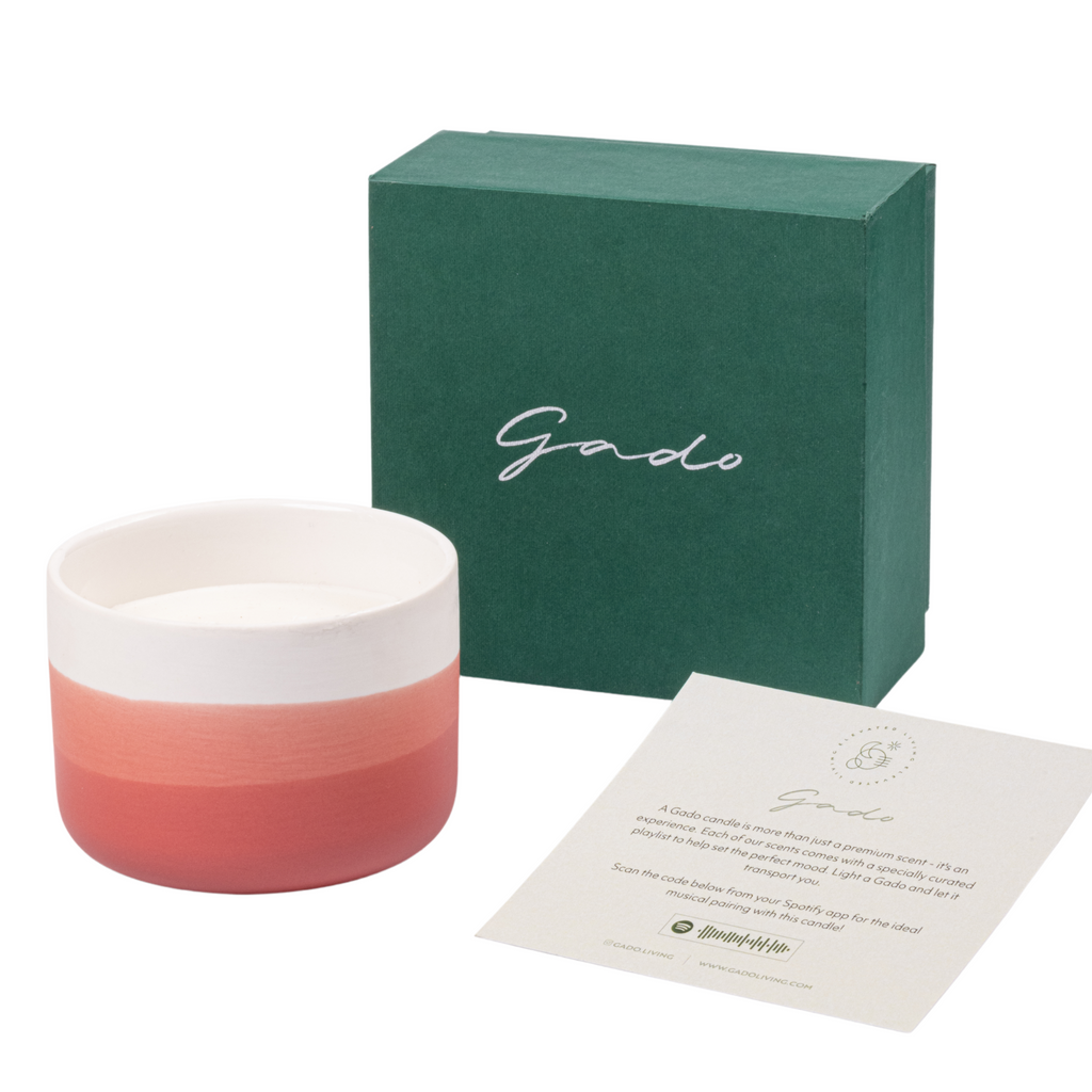 Naira Candle- Spiced Cedar & Musk