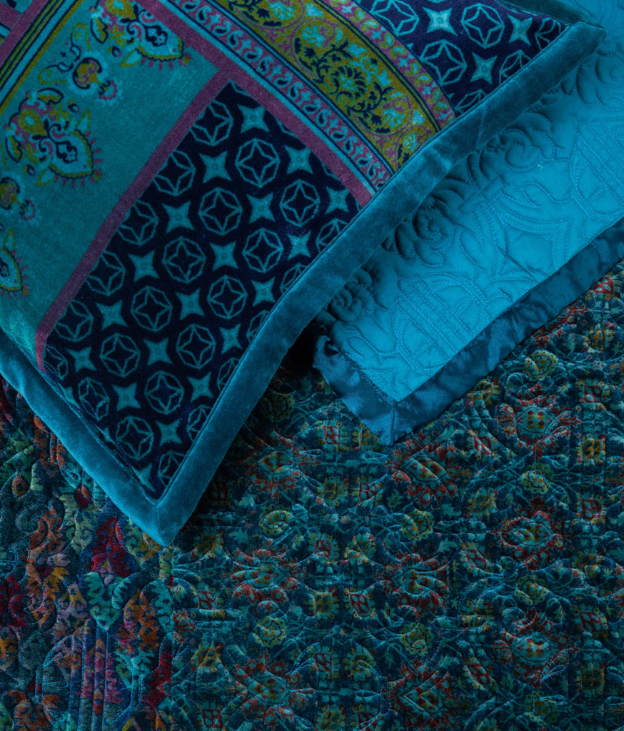 Nageen Blue Quilt