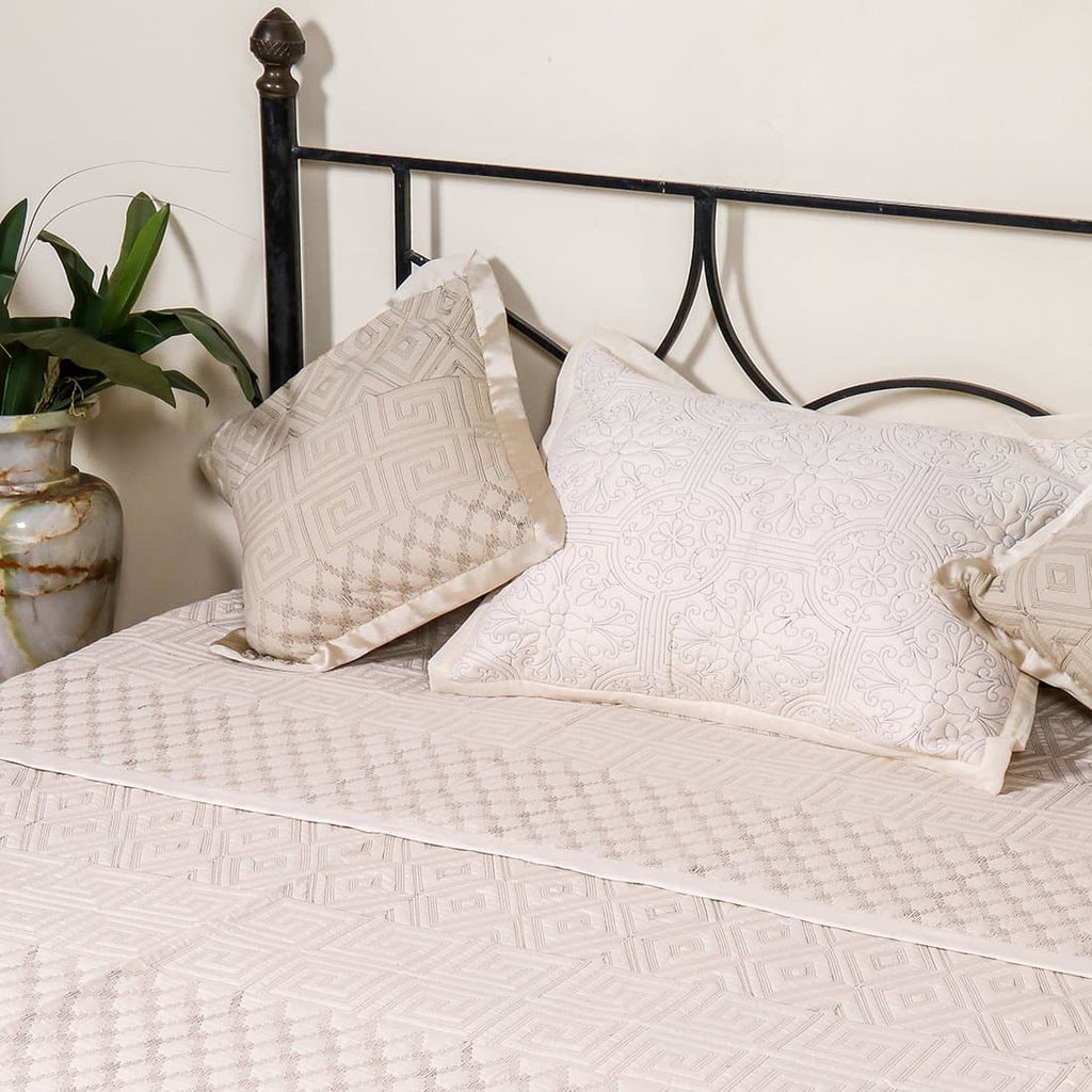 Morning Glory Bedcover