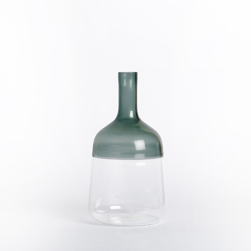 Iris Vase - Grey (Medium)